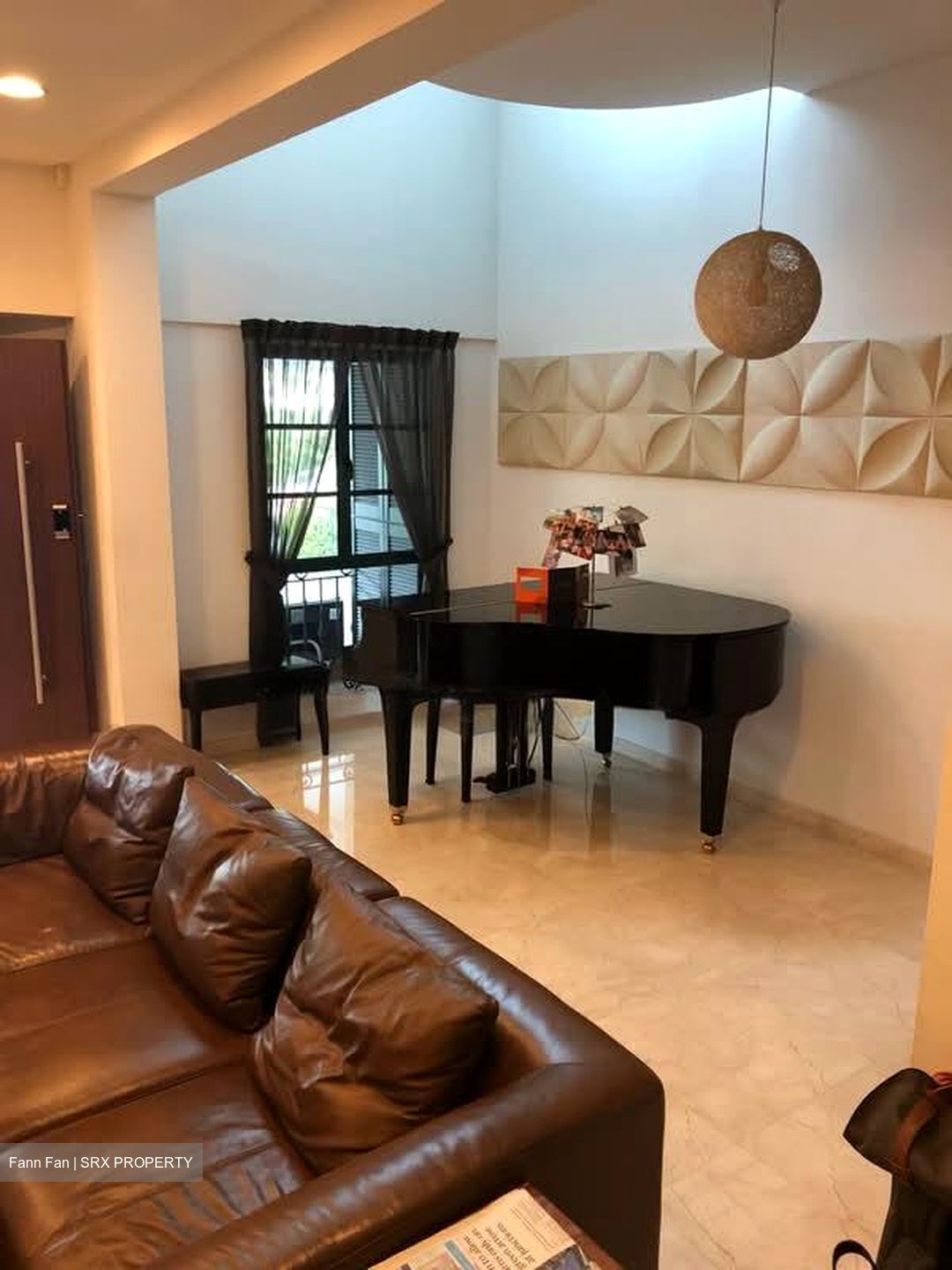 Flower Road (D19), Terrace #587155791